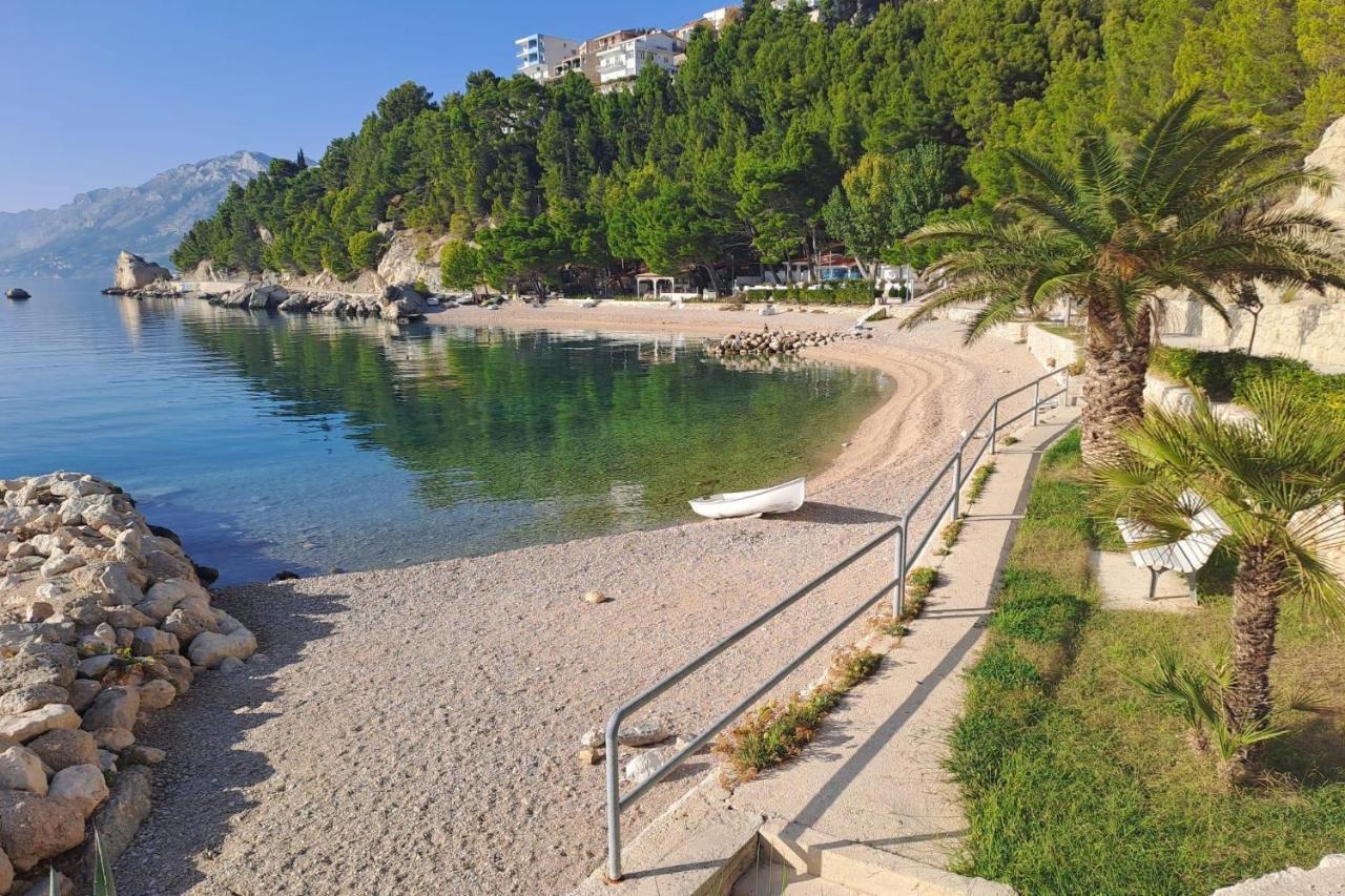 Apartments With A Parking Space Brela, Makarska - 18495 מראה חיצוני תמונה