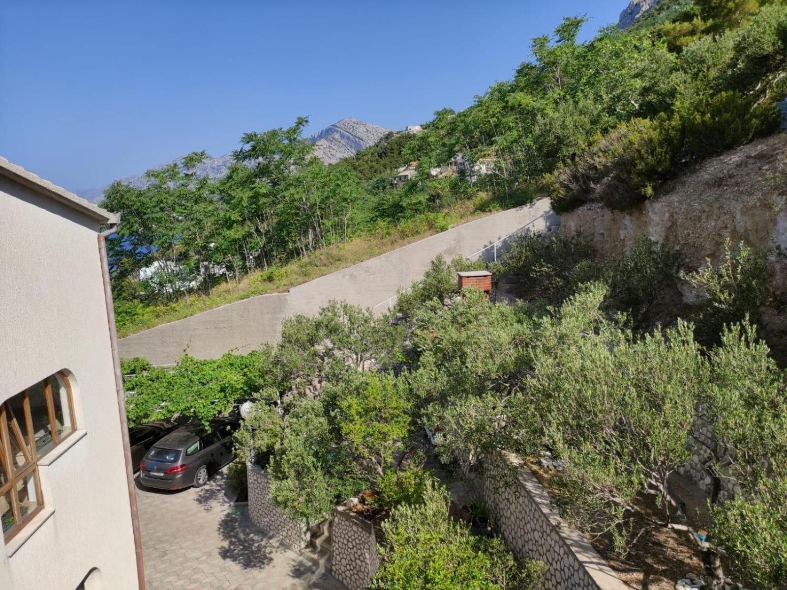 Apartments With A Parking Space Brela, Makarska - 18495 מראה חיצוני תמונה